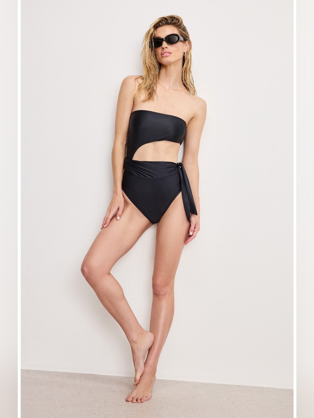 Good American NWT Strapless Black Cutout One-Piece Swimsuit + Side Tie, Medium